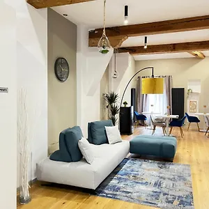 San Petronio House Gasthof
