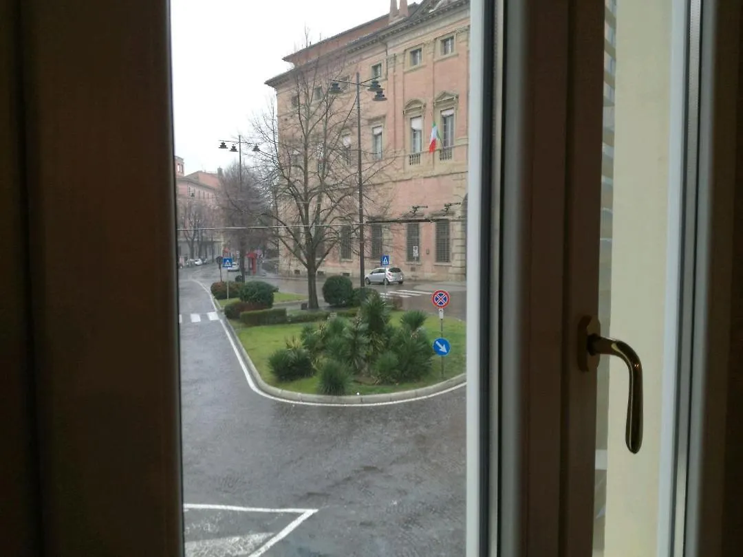 Kontakte von Tribunale Palace - Bedinbolognacentroh